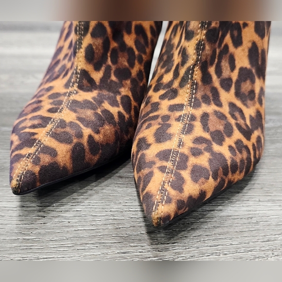 Nine West - Ohmy Leopard Print Pointy Toe Stiletto Ankle Booties – Size 7.5 - Picture 2 of 8